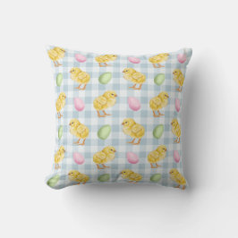 Wasserfarbenes Küken und Eier auf blauem Gingham-M Kissen