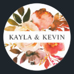 Wasserfarbenfall Burnt Orange Floral Wedding Runder Aufkleber<br><div class="desc">Elegantes,  handgemaltes Blumenstrauß in gebrannten orangen Terrakotta-Farben; Rose,  Grünpflanzen,  Äste. Easy DIY bearbeitbare Vorlage Hochzeit STICKERS; perfekt für preiswerte Hochzeiten - Qualität Einladungen aber günstig. Design geeignet für jede Zeit des Jahres.</div>