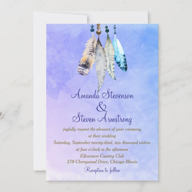 Wasserfarbenfedern auf Lila Hochzeit in Bluish Einladung (Vorderseite)