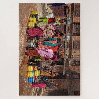 Wasserholen in Bhaktapur Nepal
