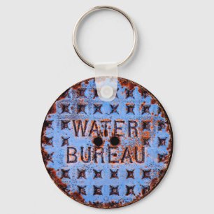 Wasserkanaldeckel. Rustikal. Kalifornien Schlüsselanhänger