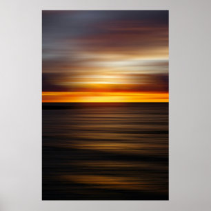Wasserkörper bei Sonnenuntergang Poster