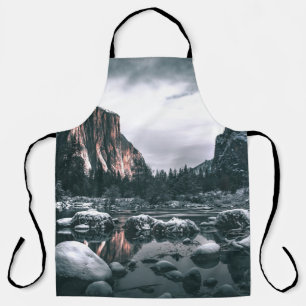 WASSERKÖRPER UND BERGE SCHÜRZE