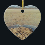 Wasserkreislauf in Sand on Beach, Sommerzeit Keramikornament<br><div class="desc">Wasserkreislauf in Sand on Beach, Sommerzeit, können Sie Ihren Text oder Ihre Monogramm hinzufügen</div>