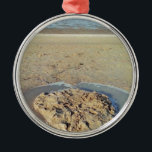 Wasserkreislauf in Sand on Beach, Sommerzeit Ornament Aus Metall<br><div class="desc">Wasserkreislauf in Sand on Beach,  Sommerzeit,  können Sie Ihren Text oder Ihre Monogramm hinzufügen</div>