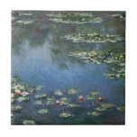 Wasserlilien von Claude Monet, Vintage Blume Fliese<br><div class="desc">Water Lilies (1906) von Claude Monet ist ein Vintager Impressionismus Kunstlandschaft Blumen Gemälde. Es ist eine von vielen Variationen von Wasserliliengemälden, die Monet in seinem Blumengarten in Giverny, Frankreich, gemalt hat. Wasserlilie Blume in einem Teich der Frühjahrszeit. Über den Künstler: Claude Monet (1840-1926) war Gründer der französischen impressionistischen Malerei, wobei...</div>