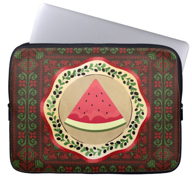 Wassermelone auf Olivenplatte mit palästinensische Laptopschutzhülle (Vorderseite)