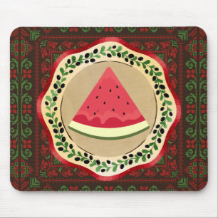 Wassermelone auf Olivenplatte mit palästinensische Mousepad