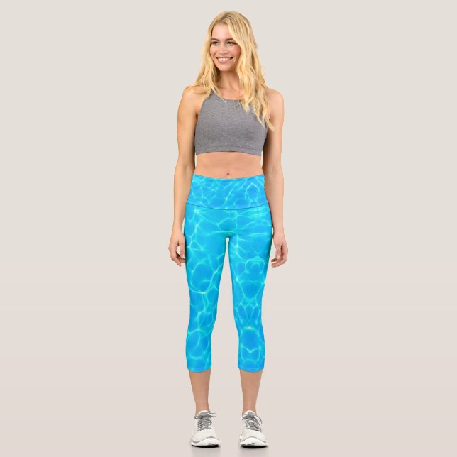 Wassermuster mit Reflektionswellen Capri Leggings (Vorderseite)