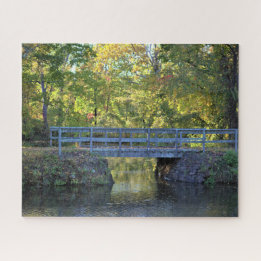 Wasserschutzpuzzle der Herbstbrücke