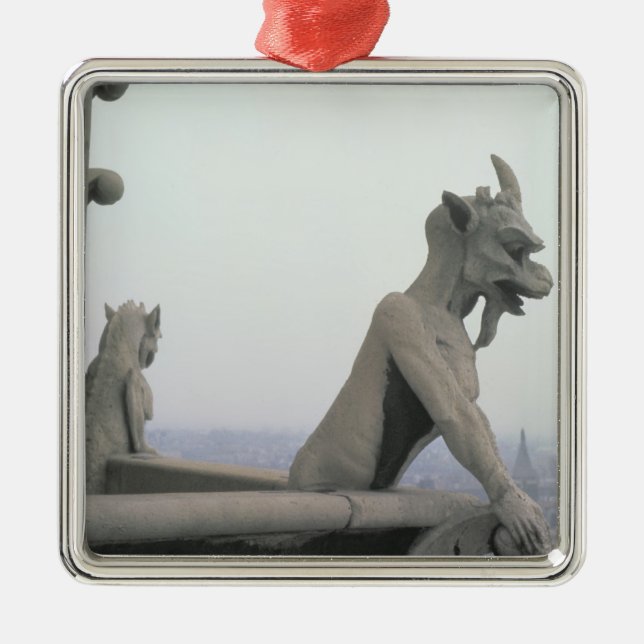 Wasserspeier von der Balustrade von dem großen Silbernes Ornament (Vorne)