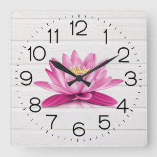 Water Lily On White Wood Quadratische Wanduhr