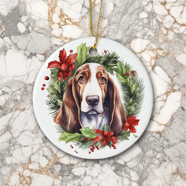 Watercolor Basset Hound Wreath Weihnachten Keramik Ornament (Von Creator hochgeladen)