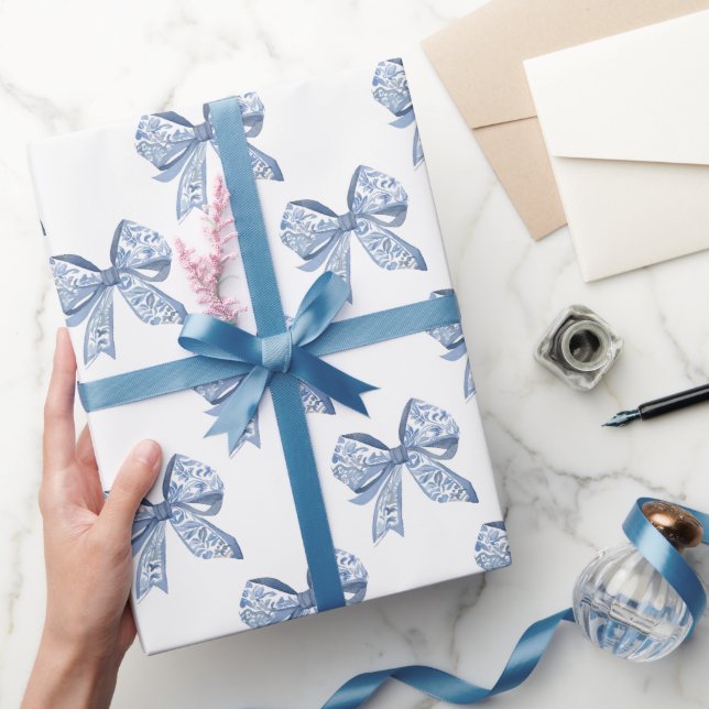 Watercolor Blue Chinoiserie Bows Geschenkpapier (Schenken)
