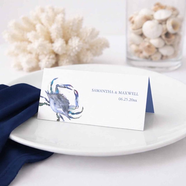 Watercolor Blue Crab Coastal Wedding Platzkarte (Crab place cards in shades of blue watercolor art by Victoria Grigaliunas Do Tell A Belle)