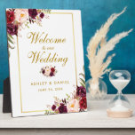 Watercolor Burgundy Gold Wedding Willkommen Fotoplatte<br><div class="desc">Aquarellfarben Bräunling Marsala Gold Hochzeit Willkommenstabelle Plaque</div>