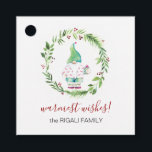 Watercolor Christmas Gnome Geschenkanhänger<br><div class="desc">Diese niedlichen Weihnachtsgeschenktafeln zeigen meine originalen Aquarellbilder eines Weihnachtsgnoms in Rot- und Grüntönen mit einem tropisch rosa Flamingo-Shirt. Benutzen Sie sie für Urlaubsgeschenke,  danke und Weihnachtsfavoriten. Weitere Weihnachtsinspirierungen von Victoria Grigaliunas finden Sie unter www.zazzle.com/dotellabelle</div>