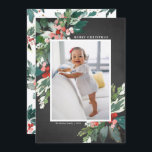 Watercolor Hollies Chalkboard Frohe Weihnachten<br><div class="desc">Schicken Sie Ihren Lieben Weihnachten fröhlich in dieser Saison mit dieser schönen rustikalen Weihnachtskarte Weihnachts-Foto. Es ist mit Aquarellholz,  Imitaten Goldfolienakzenten,  passendem festlichen Urlaubsmuster,  Imitat-Karton Papier und moderner Typografie ausgestattet. Die Texte sind vollständig editierbar. Personalisieren Sie diese heilige Weihnachtskarte,  indem Sie Ihr Foto,  Ihren Namen und das Jahr.</div>