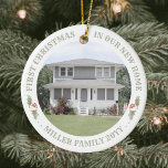 Watercolor Holly New Zuhause First Xmas House 2 Fo Keramik Ornament<br><div class="desc">Feiern Sie die Freude an Ihrem neuen Ort mit einem maßgeschneiderten Foto "Erste Weihnachten in unserer neuen Zuhause" Aquarell heilige runde Keramik Ornament. Aufnahme und Bilder auf dieser Vorlage sind einfach zu personalisieren, und können auf Vorder- und Rückseite unterschiedlich oder gleich sein. (IMAGE & TEXT DESIGN TIPS: 1) Um die...</div>