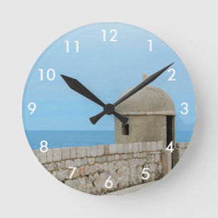 Watercolor painting of Dubrovnik city wall Runde Wanduhr