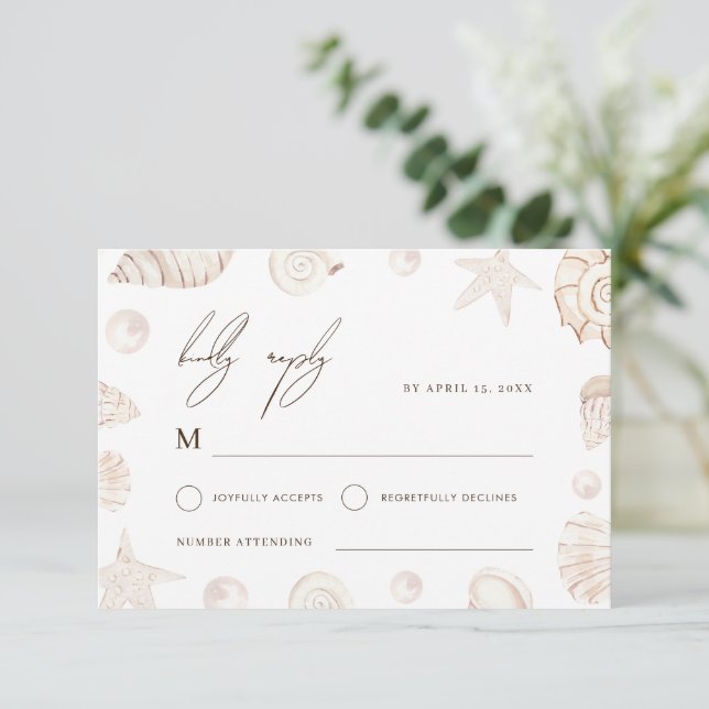 Watercolor Seashells & Pearls Nautical Wedding RSVP Karte (Stehend Vorderseite)