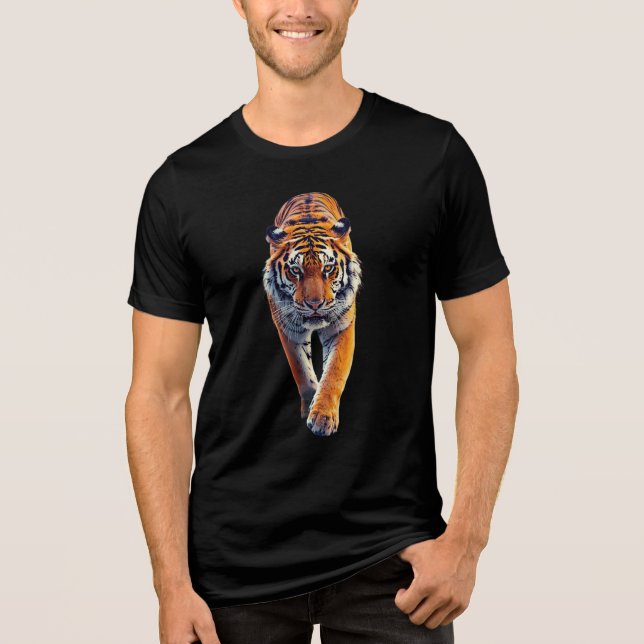Watercolor Tiger – Artistic Stripes Tee (Vorderseite)