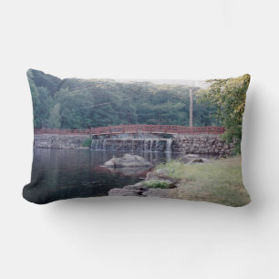 Waterfall Bridge Lendenkissen