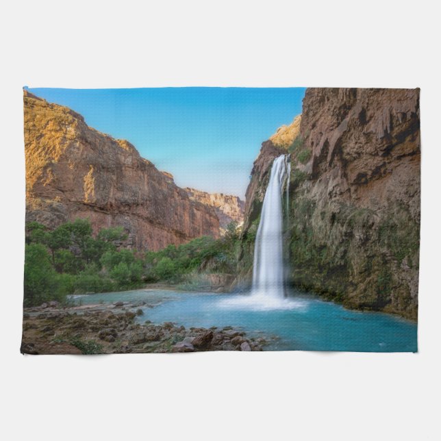 Waterfalls | Havasu Falls at Sunset Geschirrtuch (Horizontal)