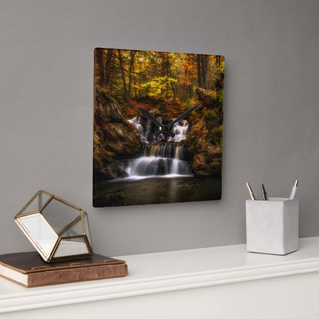 Waterfalls | New England Connecticut Quadratische Wanduhr (Büro)