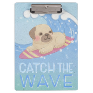 Wave: Mops Surfer Illustration Klemmbrett