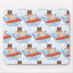 Wave reitet Hund auf Surfbrett mit Happy Mops Mousepad