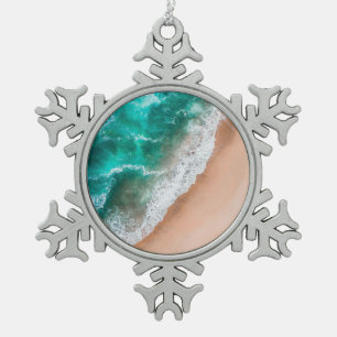 Waves am Sandy Beach Schneeflocken Zinn-Ornament