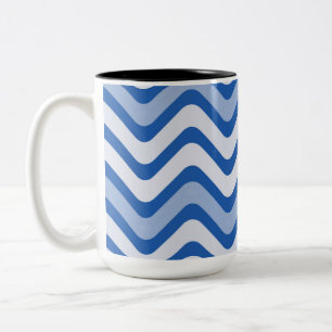 Wavy Blue Pattern Zweifarbige Tasse
