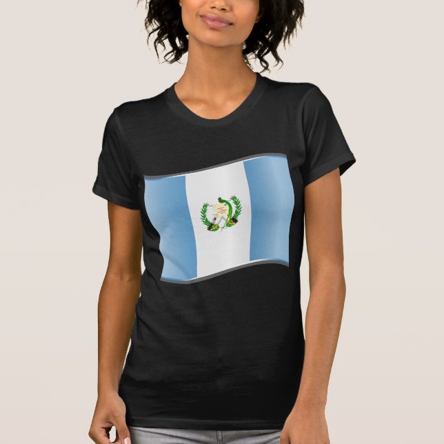 Wavy Guatemala-Flagge T-Shirt (Vorderseite)