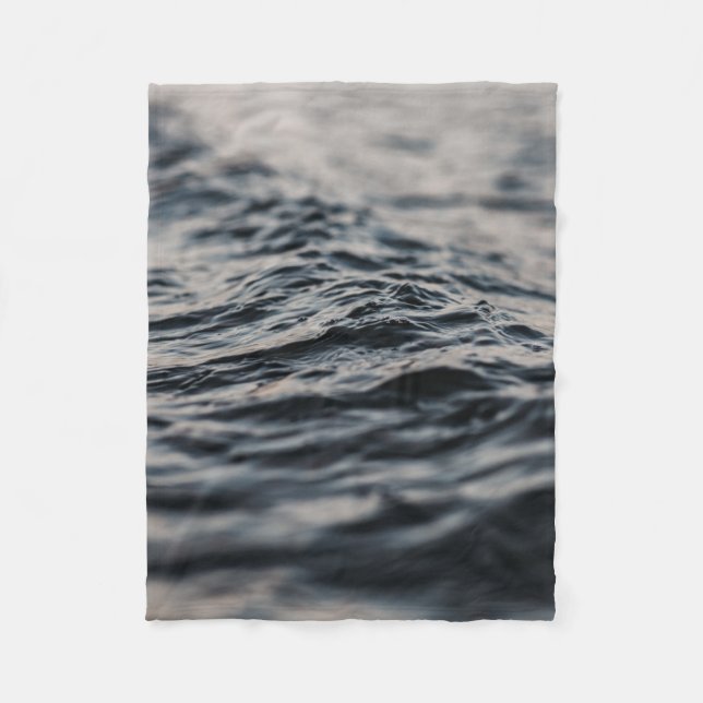 Wavy Ocean tagsüber Fleecedecke (Vorderseite)