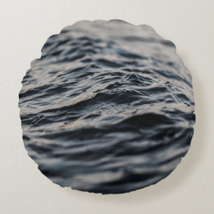 Wavy Ocean tagsüber Rundes Kissen