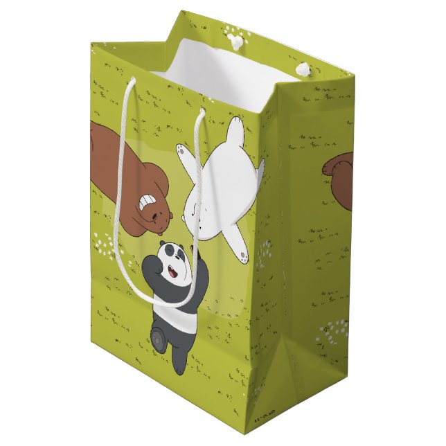 We Bare Bears - #SquadGoals Mittlere Geschenktüte (Vorderseite Schrägansicht)