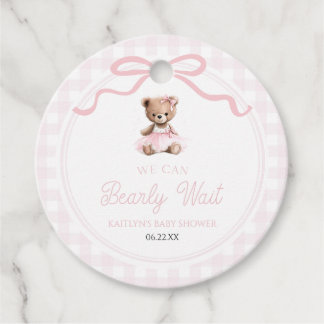 We Can Bearly Wait Pink Teddy Bear Baby Shower Geschenkanhänger