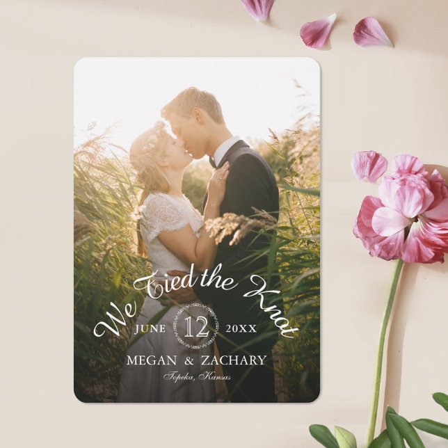 We Tied the Knot Classic Photo Elopement Wedding Ankündigung (Von Creator hochgeladen)