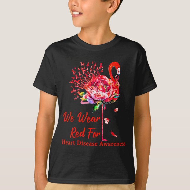 We Wear Red For Heart Disease Awareness Flamingo  T-Shirt (Vorderseite)