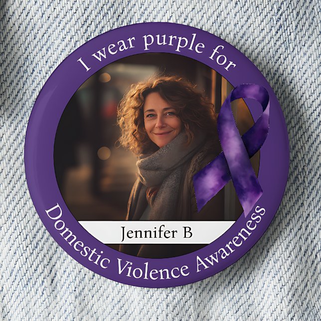 Wear Purple for Domestic Violence Awareness Button (Von Creator hochgeladen)