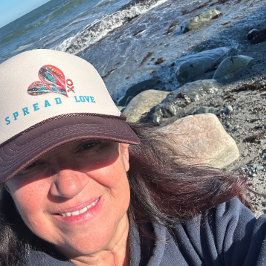 Wear Your Love trucker hat - Spread Love Truckerkappe