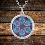 Weave Mandala Blue Pink und Lila Versilberte Kette<br><div class="desc">Diese trendige Mandala ist blau,  rosa und lila in einem Korbflechtstil. Psychedelische Visuals für den modernen Hippie oder für alle,  die Lieben groovy Farben.</div>