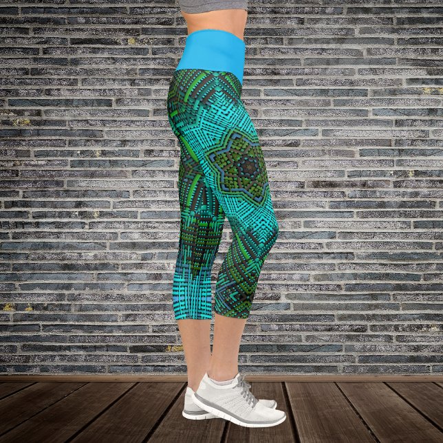 Weave Mandala Blue und Green Capri Leggings (Von Creator hochgeladen)