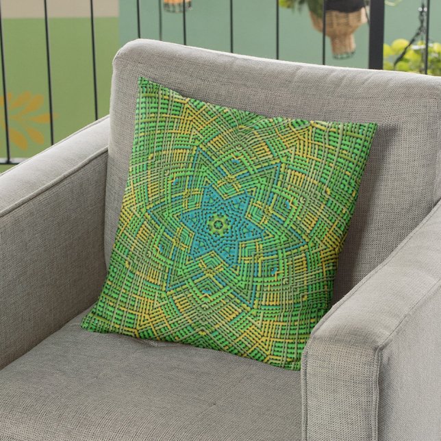 Weave Mandala Green Yellow und Blue Kissen (Von Creator hochgeladen)