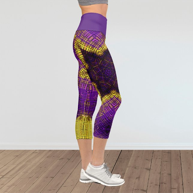 Weave Mandala Lila und gelb Capri Leggings (Von Creator hochgeladen)
