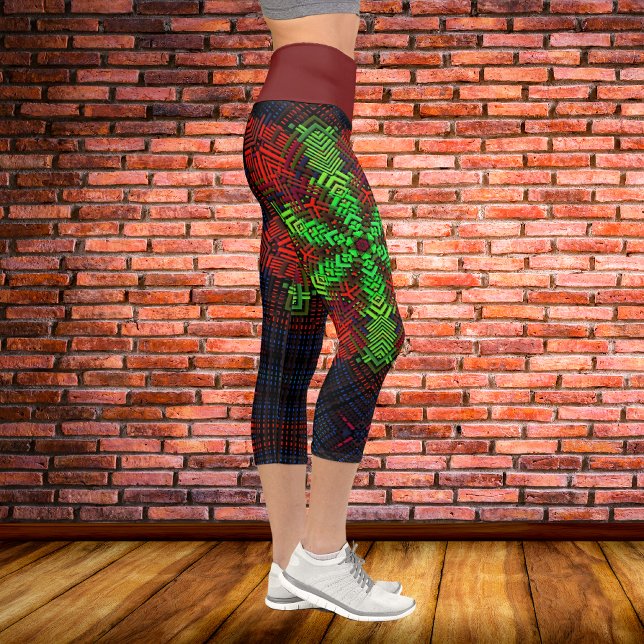 Weave Mandala Red Green und Blue Capri Leggings (Von Creator hochgeladen)