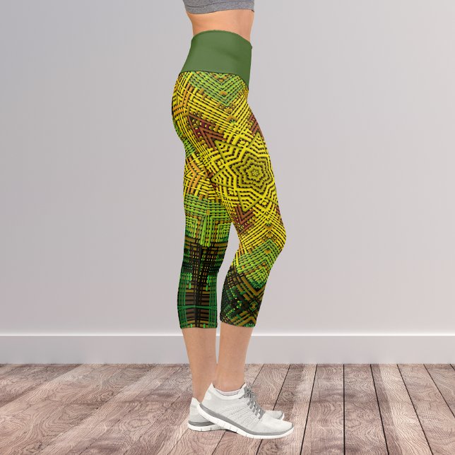 Weave Mandala Yellow Green und Orange Capri Leggings (Von Creator hochgeladen)