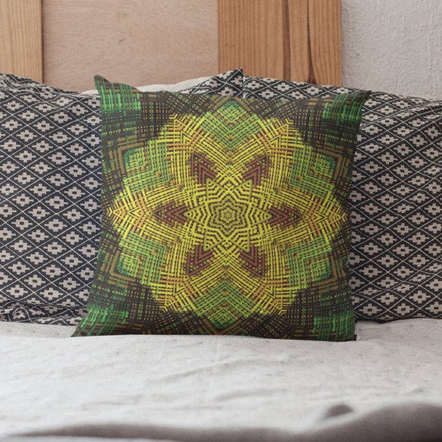 Weave Mandala Yellow Green und Orange Kissen (Von Creator hochgeladen)