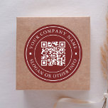 Website Link QR Code Minimal Business Name Red Runder Aufkleber<br><div class="desc">Einfache Visitenkarte mit Ihrem QR Code Website Link. Für eine weiter gehende Anpassung dieses Designs klicken Sie bitte auf den BUTTON BLAU DESIGN TOOL oben! Matching-Elemente sind ebenfalls verfügbar.</div>